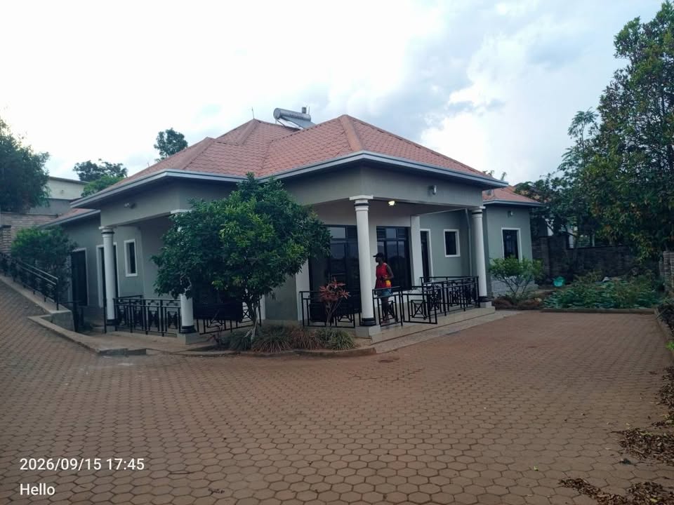 Premium 4-bedroom house in Gisozi
