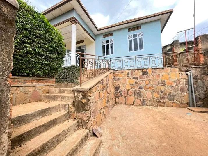 Premium 3-bedroom house in Kacyiru