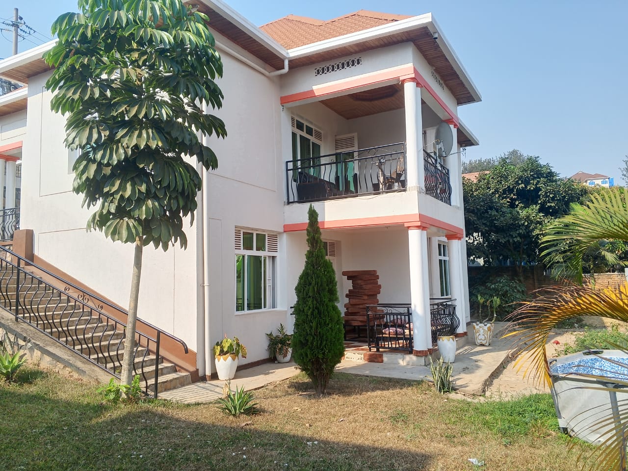 R173 — House for Rent in Kibagabaga