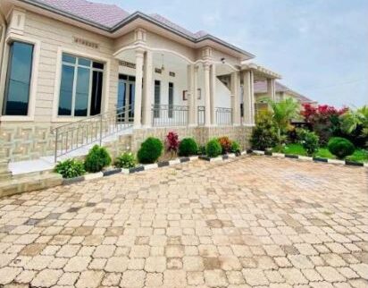 R174 — House for Rent in Kicukiro