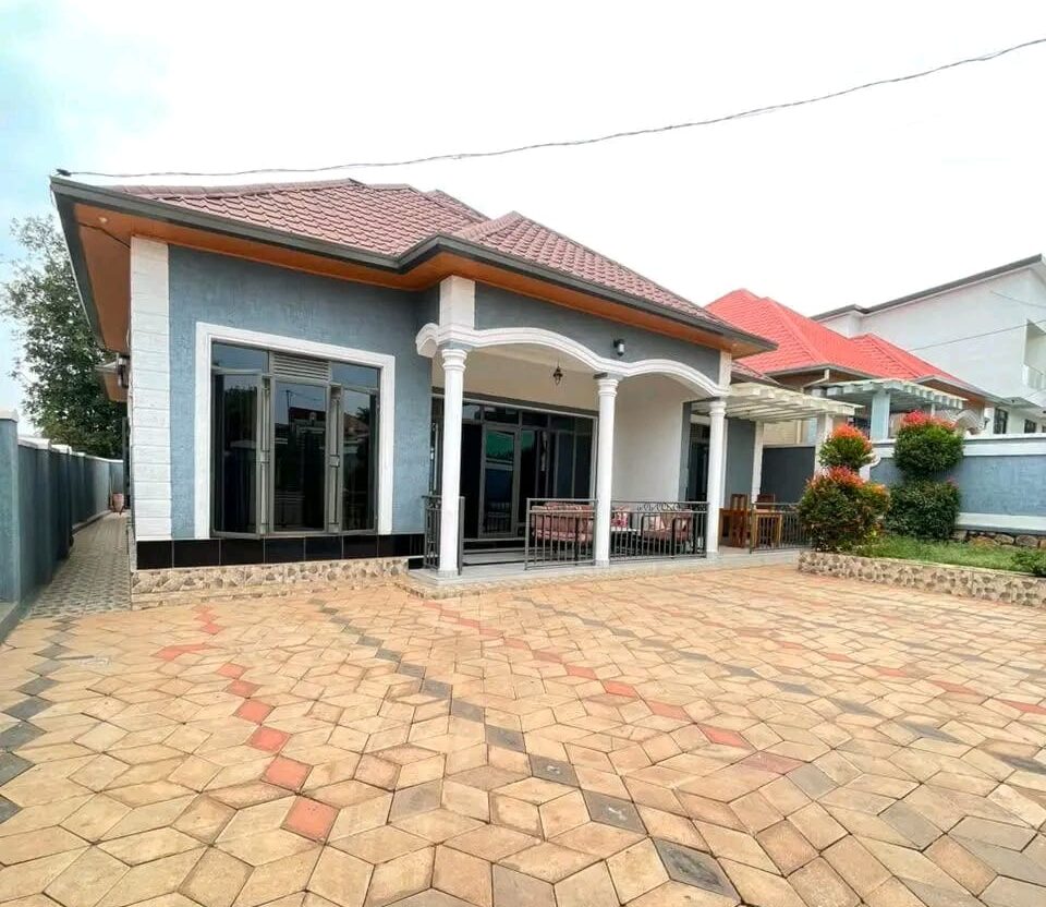 S049 — House for Sale in Kicukiro