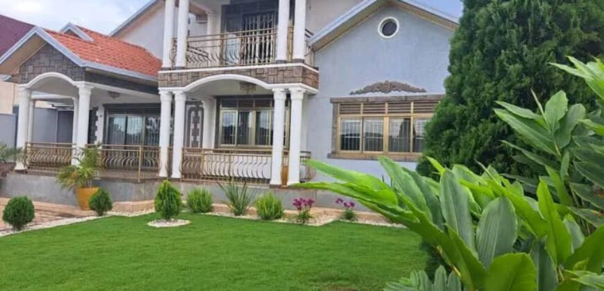 FANTASTIC HOUSE FOR SALE IN GACURIRO