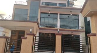 Cheap family house for sale in Rebero Kigali