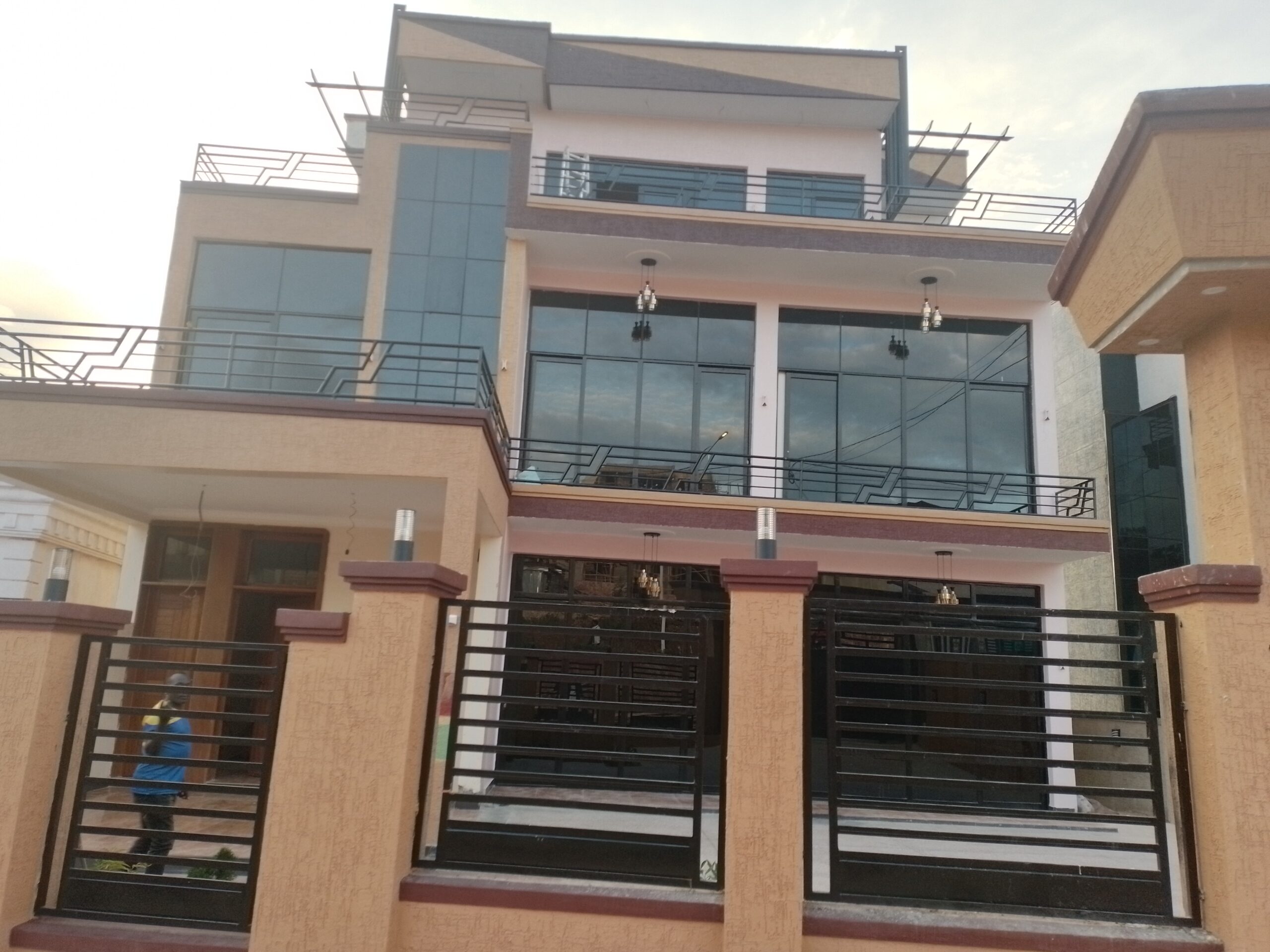 Cheap family house for sale in Rebero Kigali