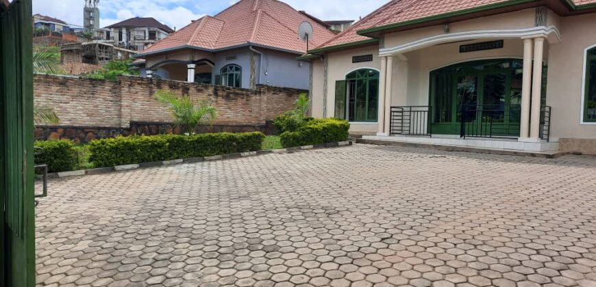 Kigali house with a Garden For Sale in Kibagabaga